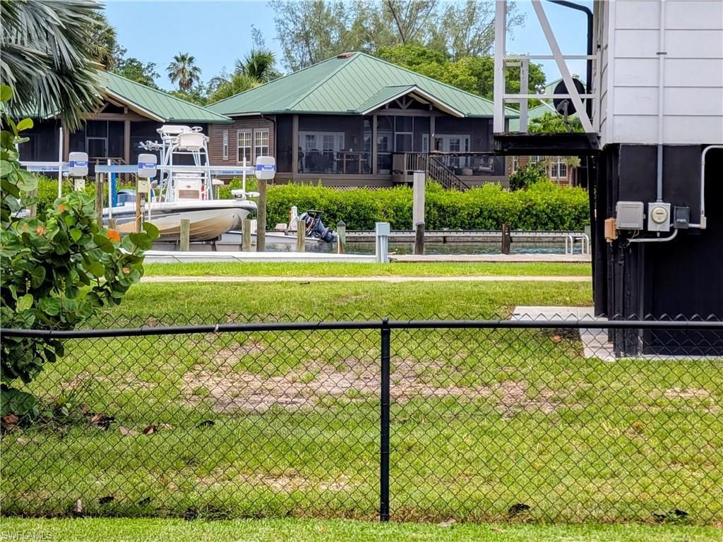 313 Copeland Ave N, Everglades City, Fl 34139 Photo