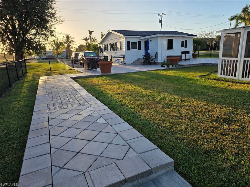 313 Copeland Ave N, Everglades City, Fl 34139 Photo