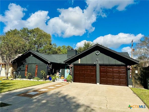 506 Shiloh Drive, Victoria, TX 77904