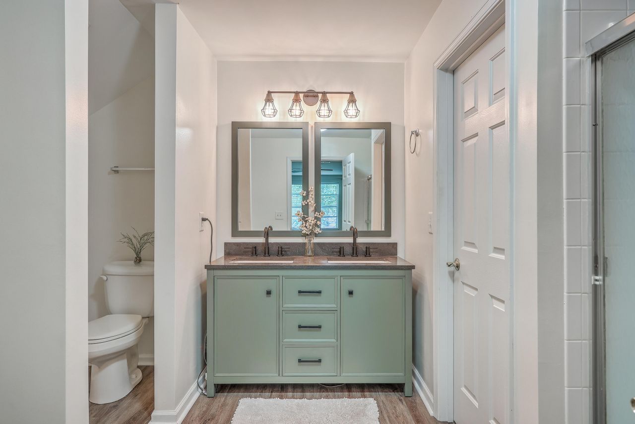 8800 Dorchester Road Photo 23