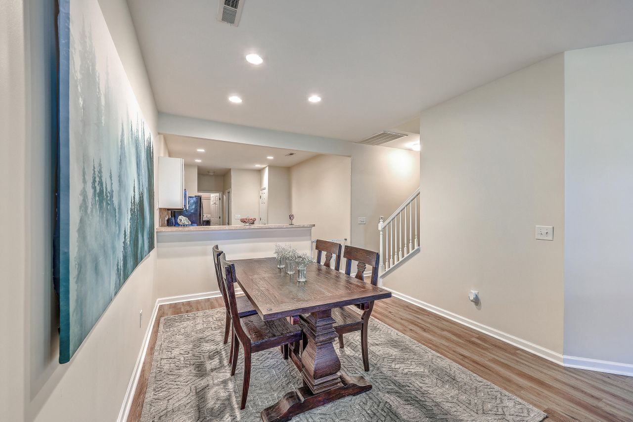 8800 Dorchester Road Photo 7