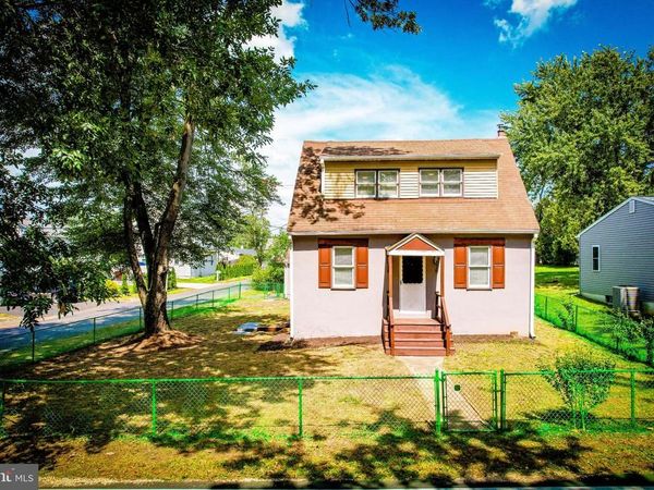 2191 DUNKSFERRY ROAD, BENSALEM, PA 19020