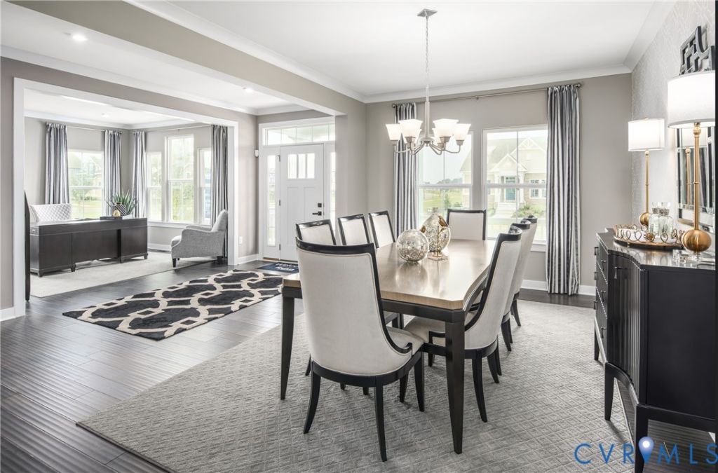6737 Holly Crest Court Moseley, VA 23120