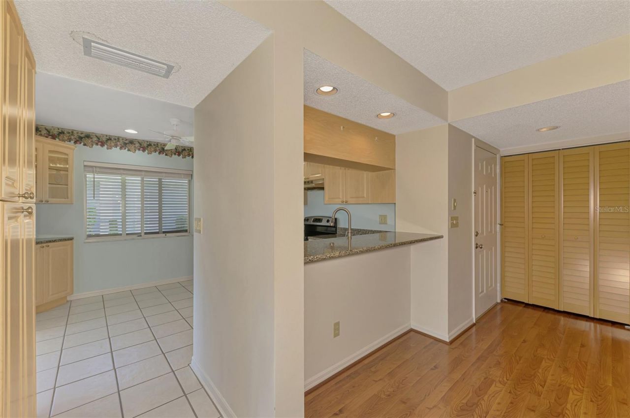 420 Wexford Circle, Unit 124, Venice, FL 34293 Photo