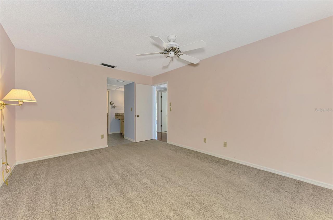 420 Wexford Circle, Unit 124, Venice, FL 34293 Photo