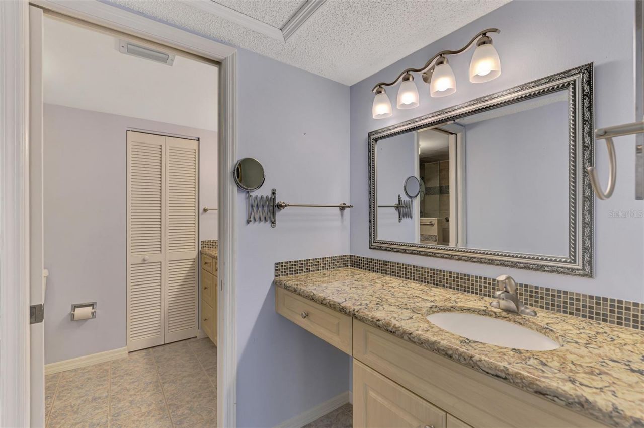 420 Wexford Circle, Unit 124, Venice, FL 34293 Photo