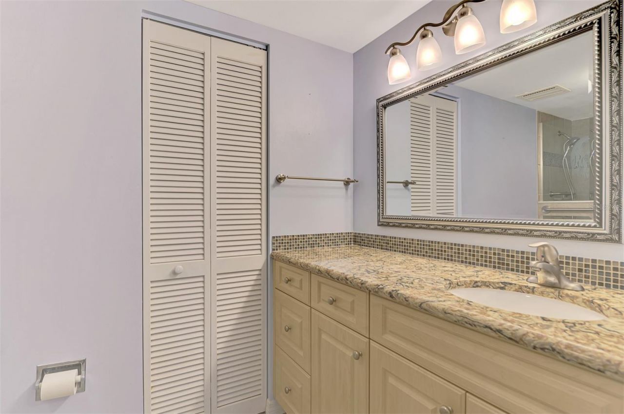 420 Wexford Circle, Unit 124, Venice, FL 34293 Photo