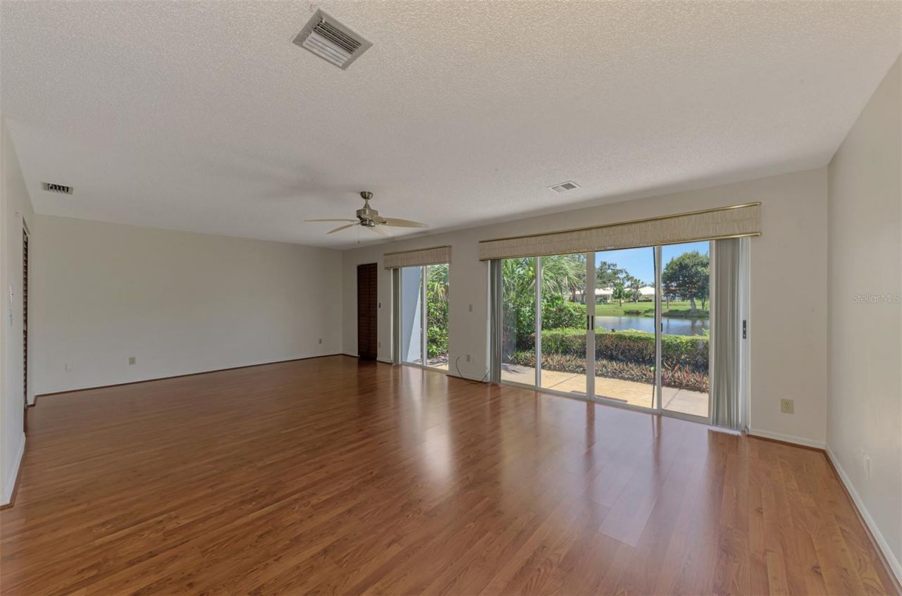 420 Wexford Circle, Unit 124, Venice, FL 34293 Photo
