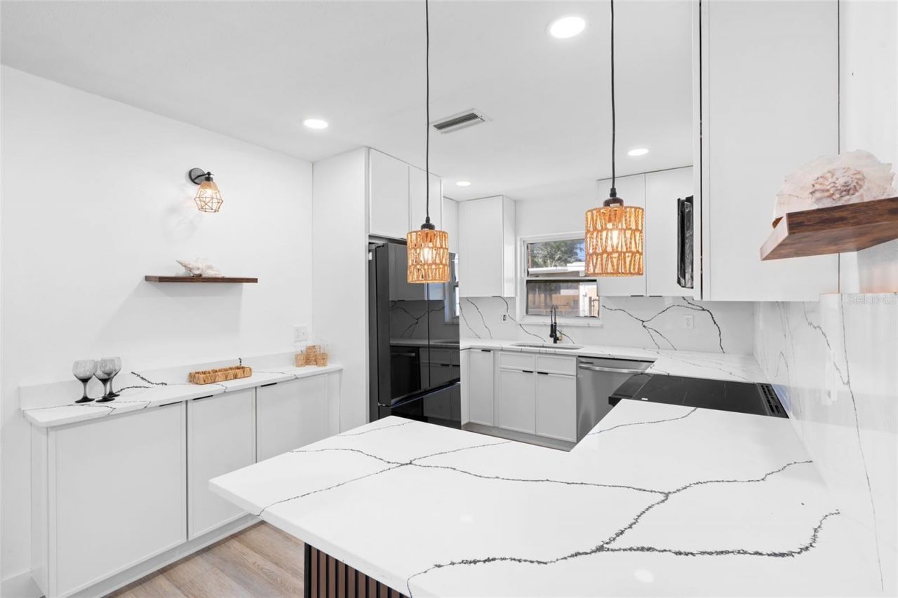 1826 Nevada Avenue Ne, Saint Petersburg, FL 33703 Photo