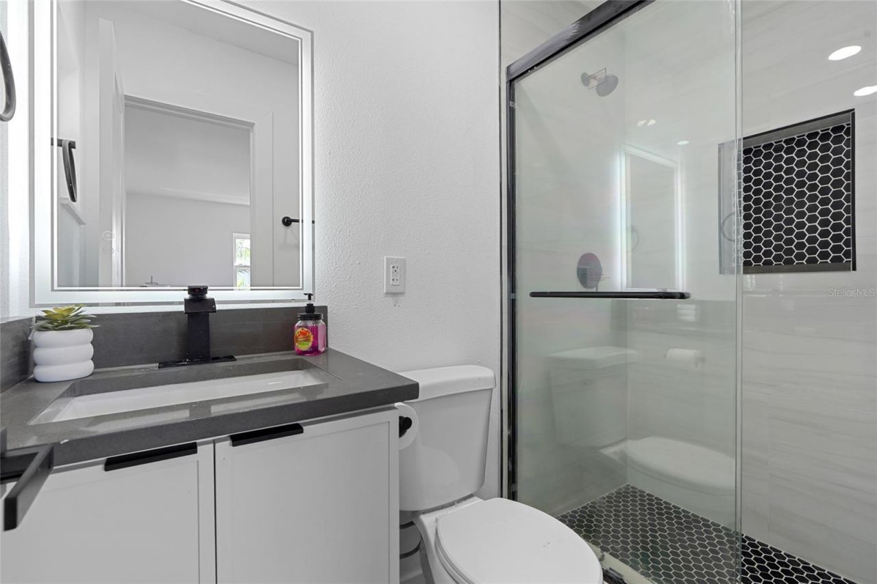 1826 Nevada Avenue Ne, Saint Petersburg, FL 33703 Photo