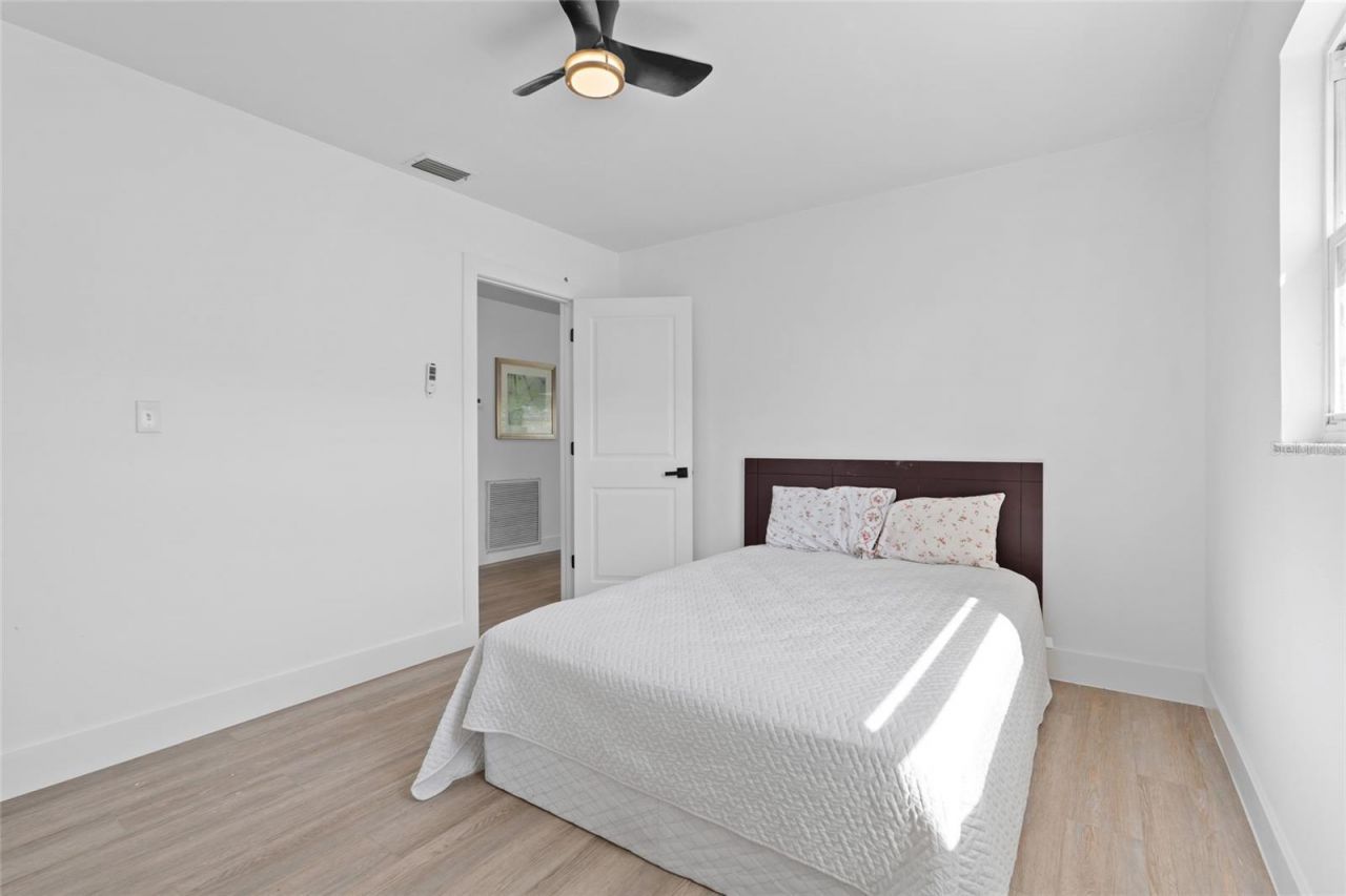 1826 Nevada Avenue Ne, Saint Petersburg, FL 33703 Photo