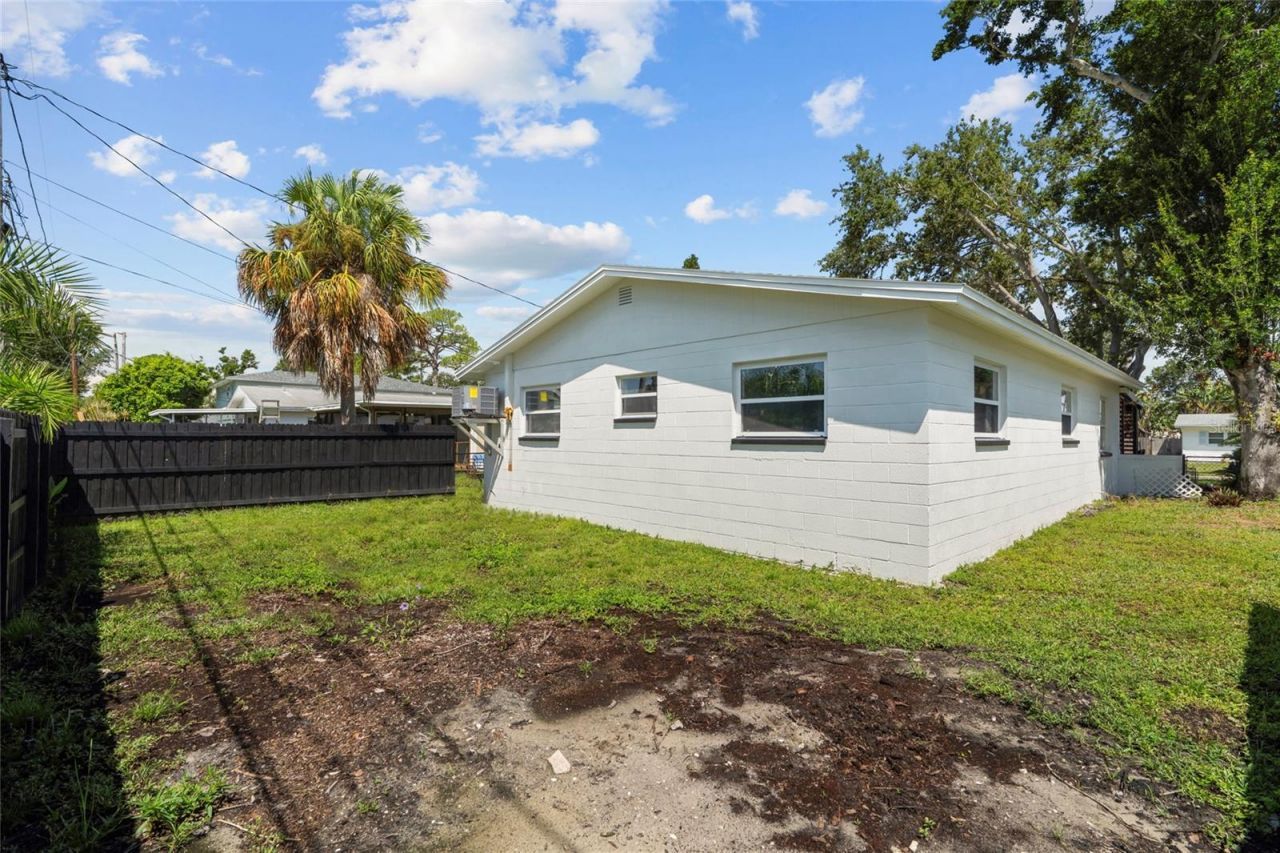 1826 Nevada Avenue Ne, Saint Petersburg, FL 33703 Photo