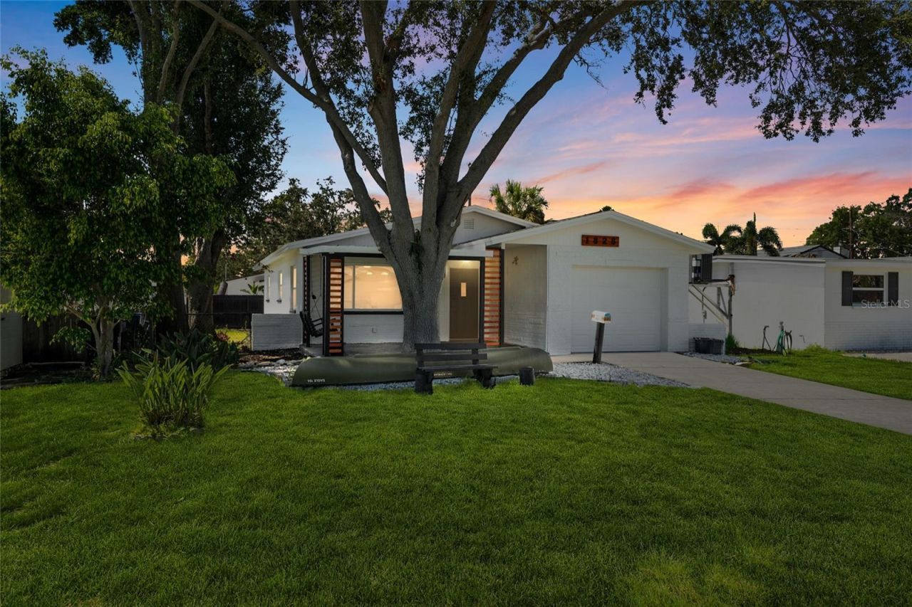 1826 Nevada Avenue Ne, Saint Petersburg, FL 33703 Photo