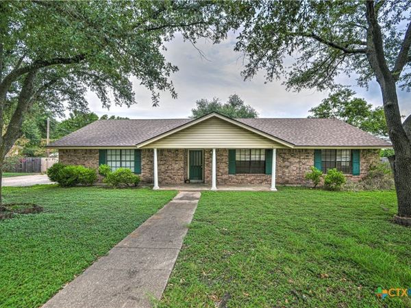 305 Tanglewood Road, Temple, TX 76502