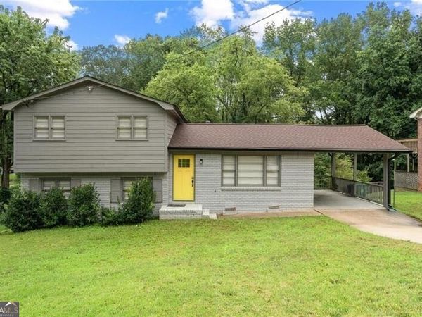 799 Pine Roc Drive, Stone Mountain, GA 30083