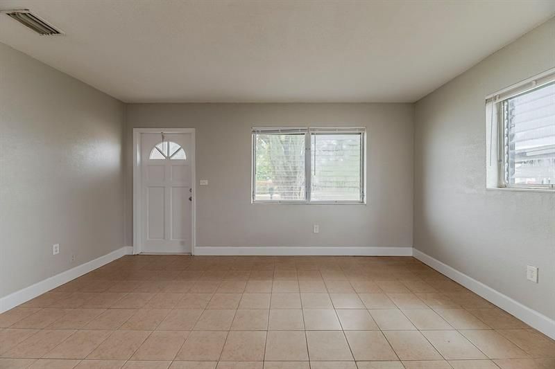 3521 NW 208th Terrace, Miami Gardens, FL 33056 Photo