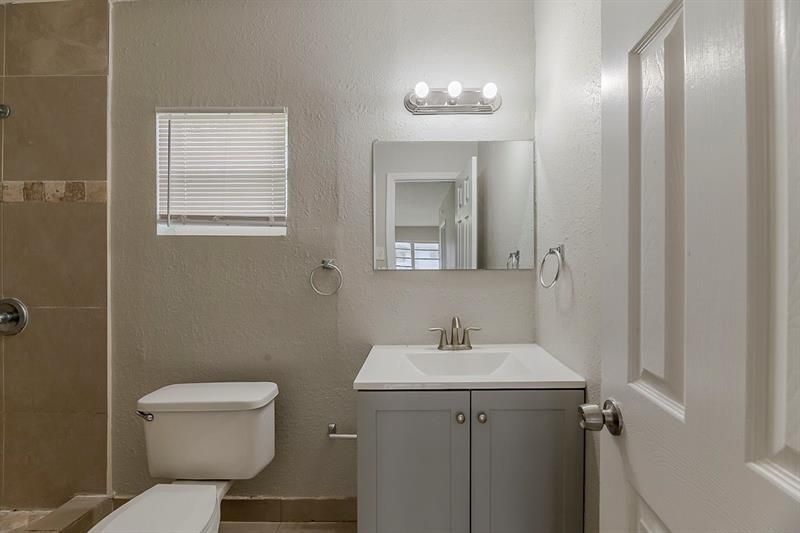 3521 NW 208th Terrace, Miami Gardens, FL 33056 Photo