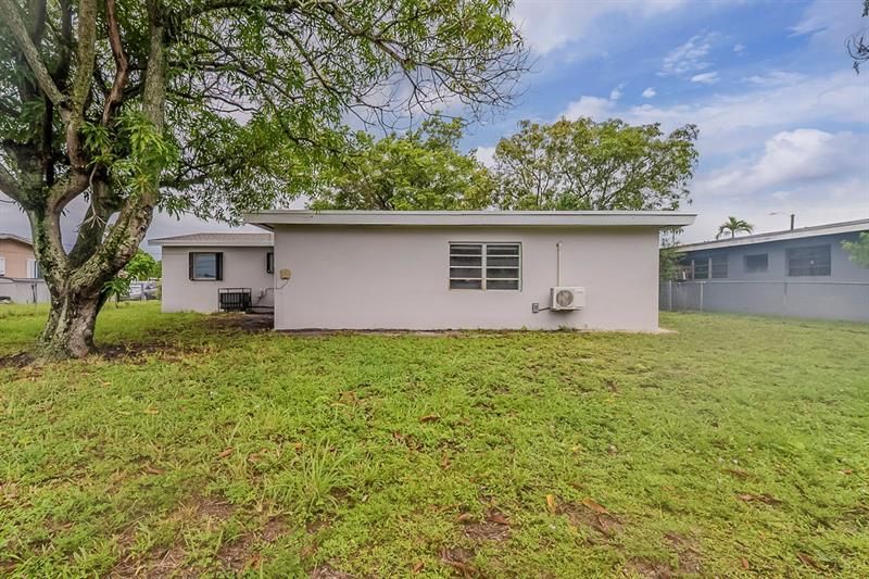 3521 NW 208th Terrace, Miami Gardens, FL 33056 Photo