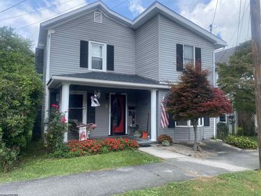 210 Jameson Avenue, Parsons, WV 26287