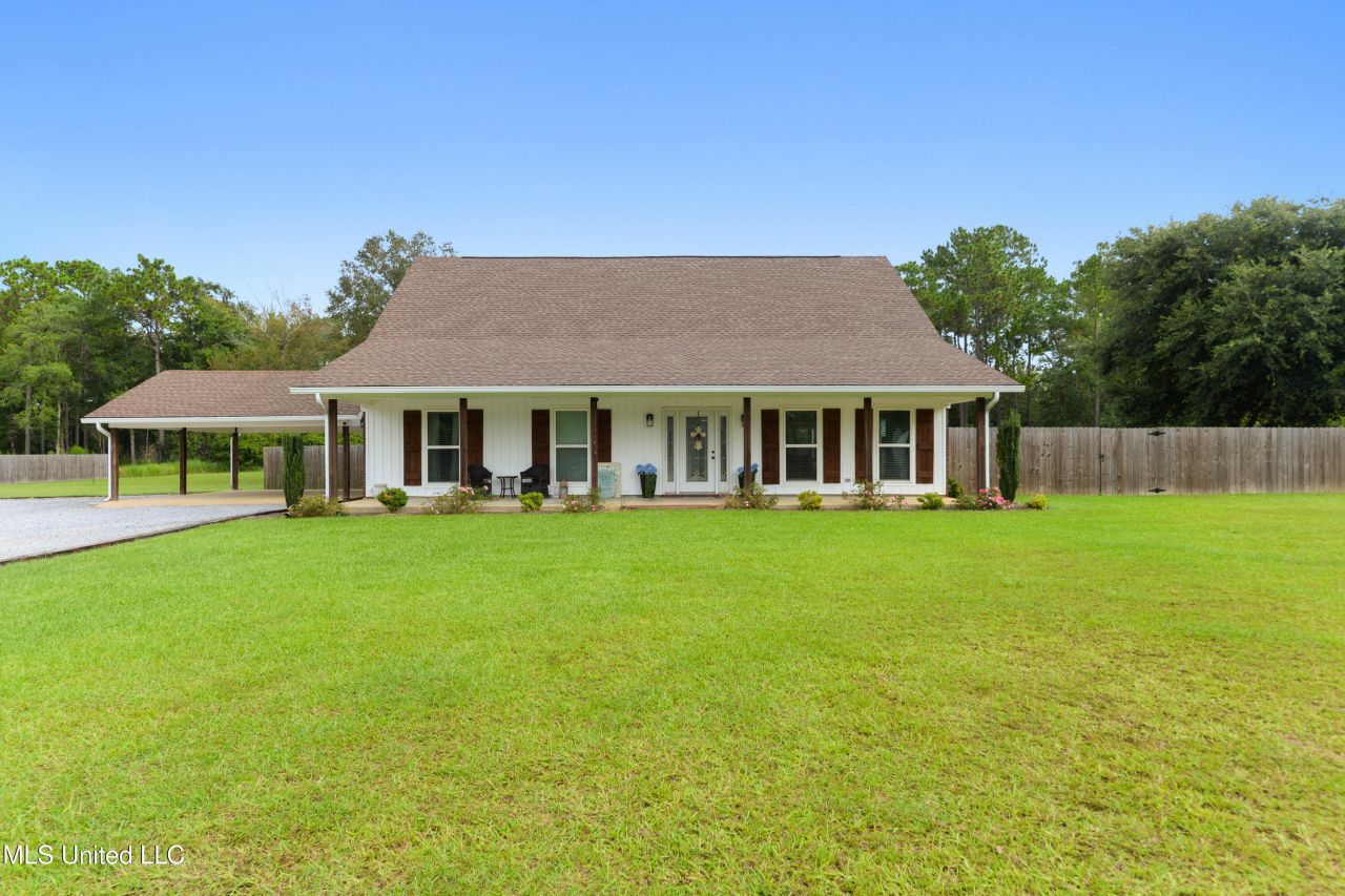 23117 Hinton Road, Lucedale, MS 39452 Main Photo