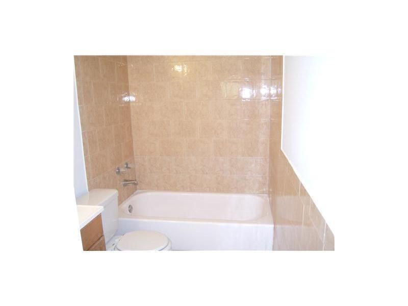 4158 Inverrary Drive, Unit 404, Lauderhill, FL 33319 Photo