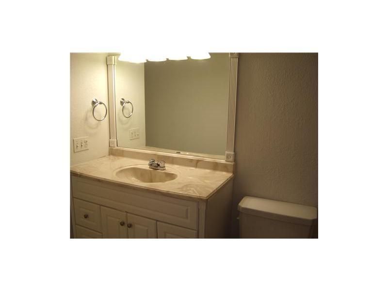 4158 Inverrary Drive, Unit 404, Lauderhill, FL 33319 Photo