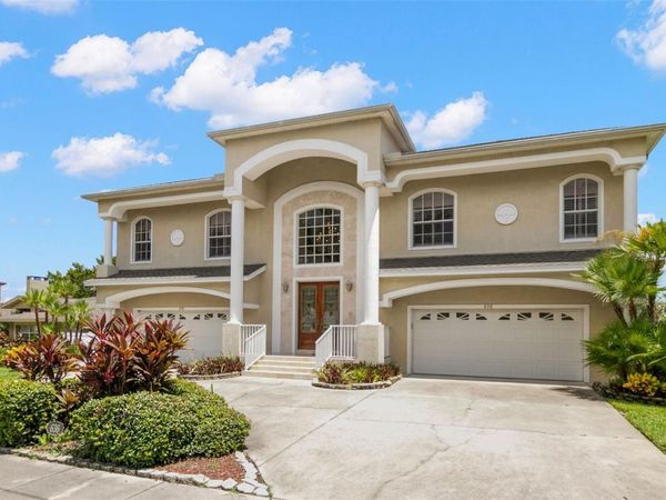 636 BAYSHORE DRIVE, TARPON SPRINGS, FL 34689