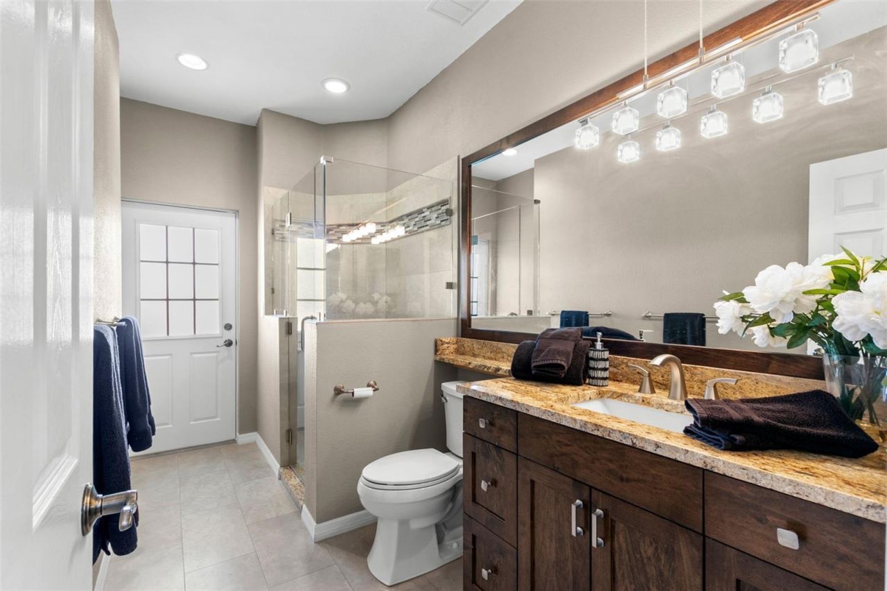 636 Bayshore Drive, Tarpon Springs, FL 34689 Photo