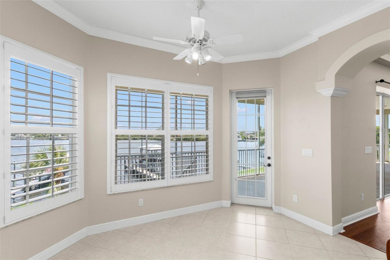636 Bayshore Drive, Tarpon Springs, FL 34689 Photo