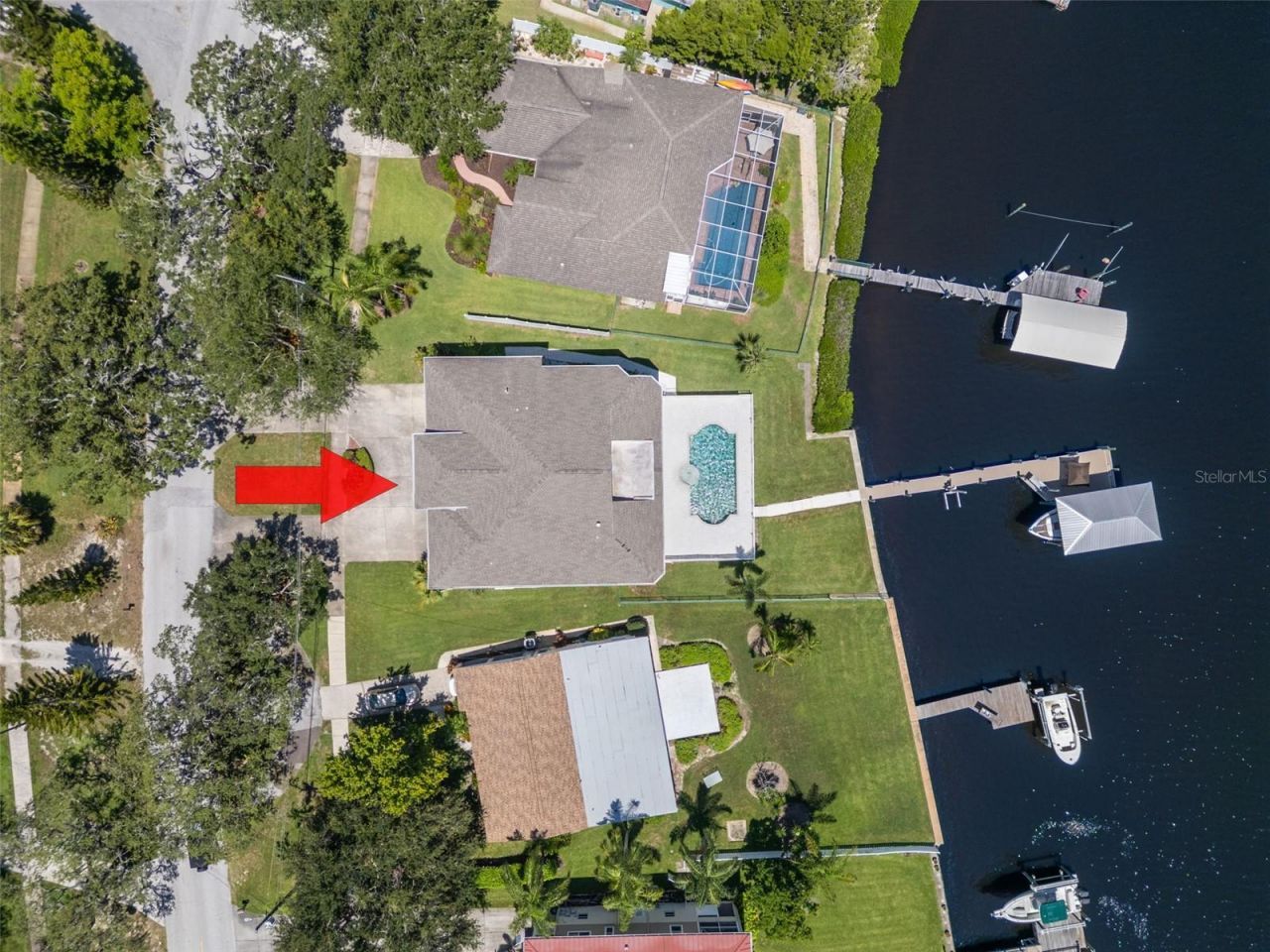 636 Bayshore Drive, Tarpon Springs, FL 34689 Photo