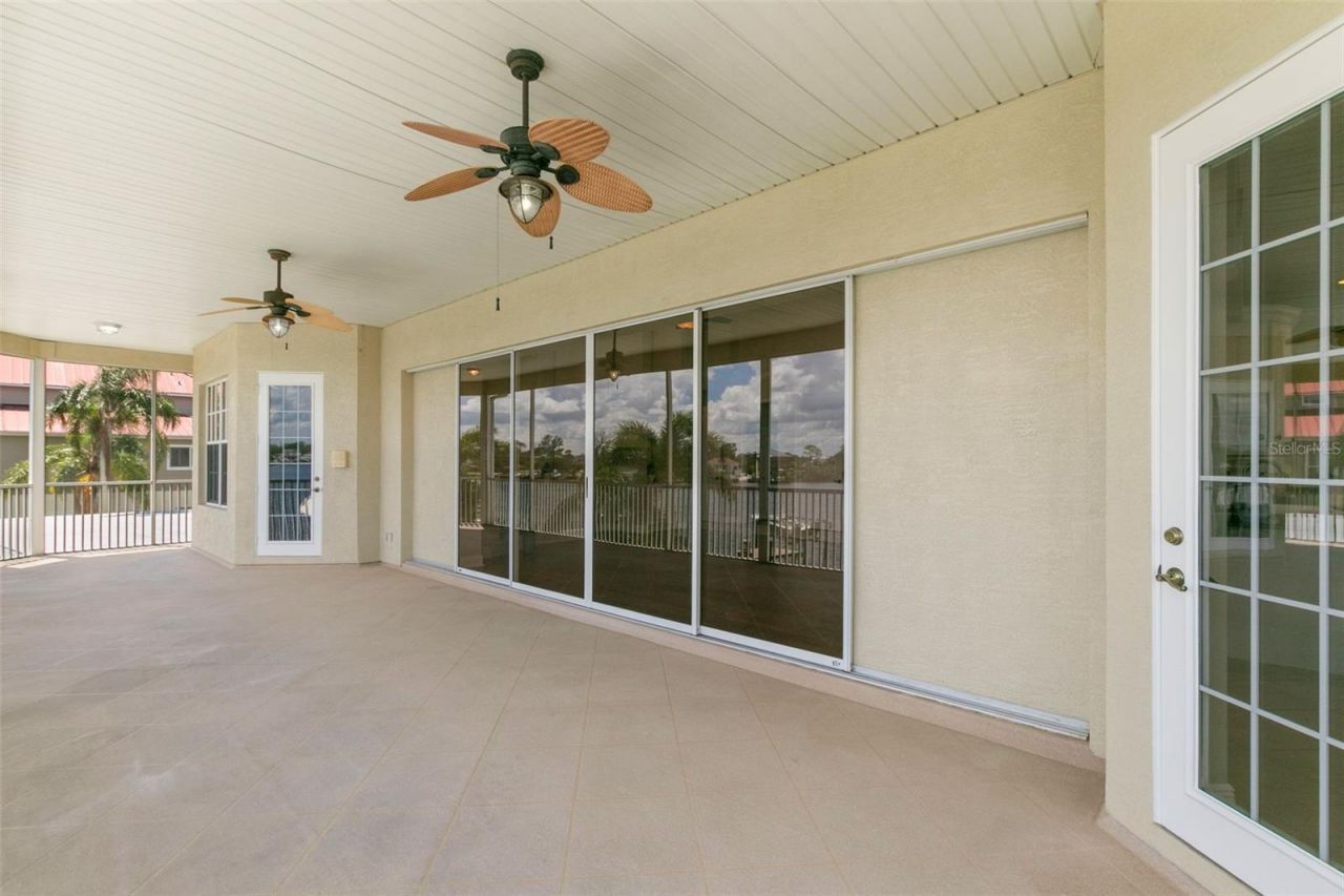 636 Bayshore Drive, Tarpon Springs, FL 34689 Photo