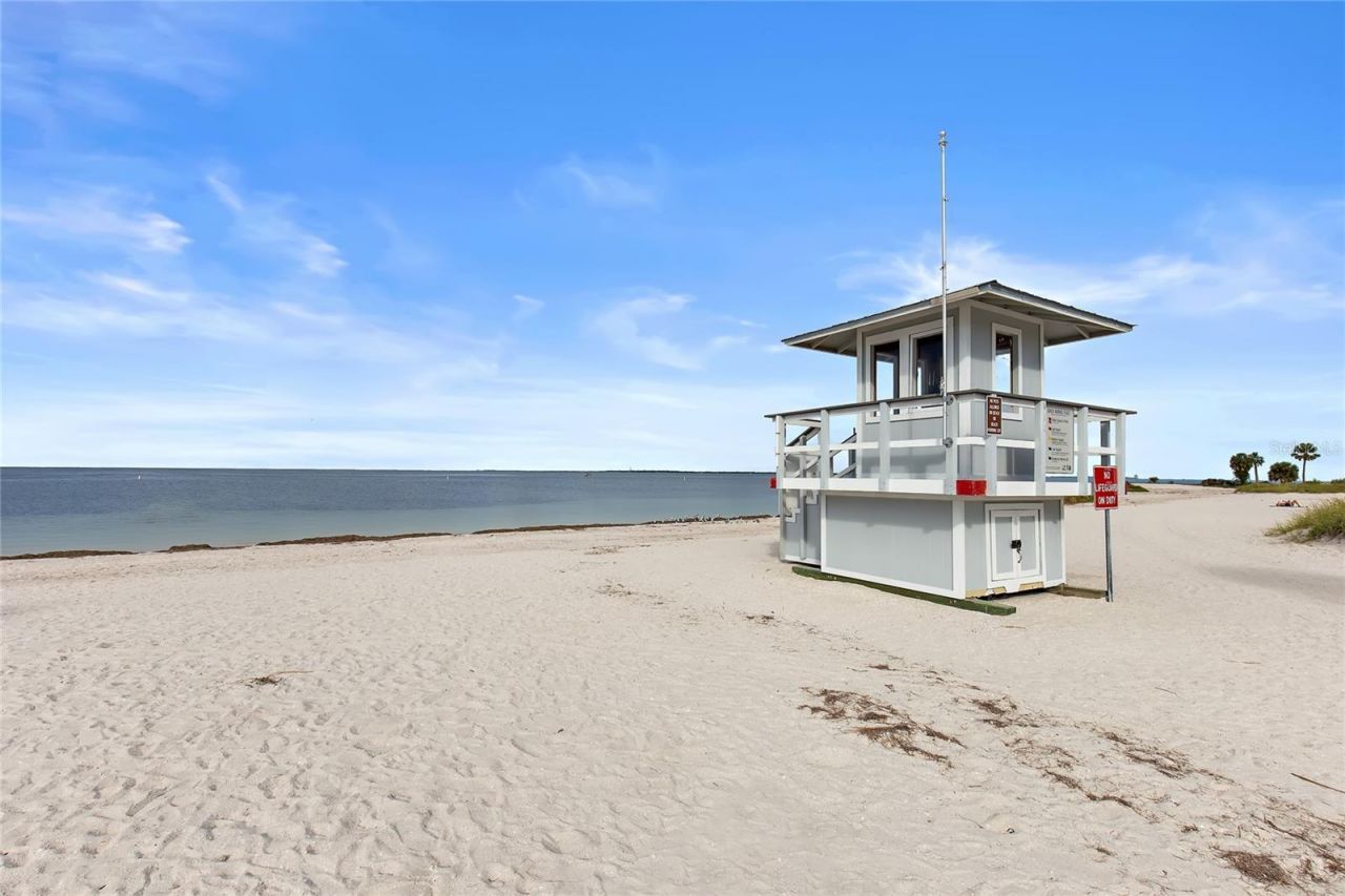 636 Bayshore Drive, Tarpon Springs, FL 34689 Photo