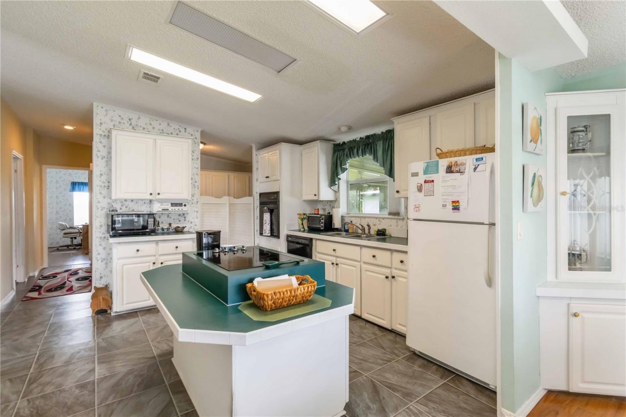 5316 53rd Avenue E, Unit C20, Bradenton, FL 34203 Photo