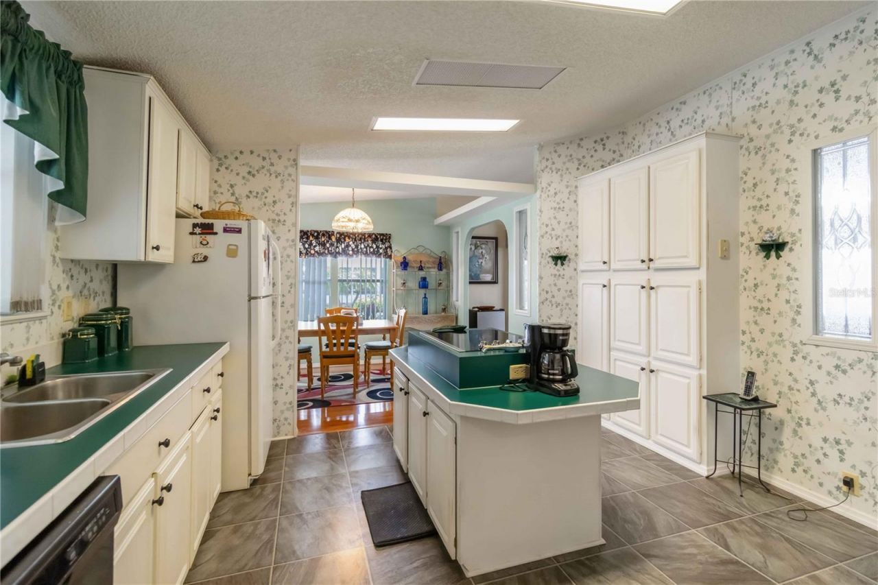 5316 53rd Avenue E, Unit C20, Bradenton, FL 34203 Photo