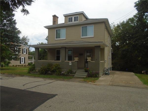 958 Anthony Wayne Dr, Baden, PA 15005