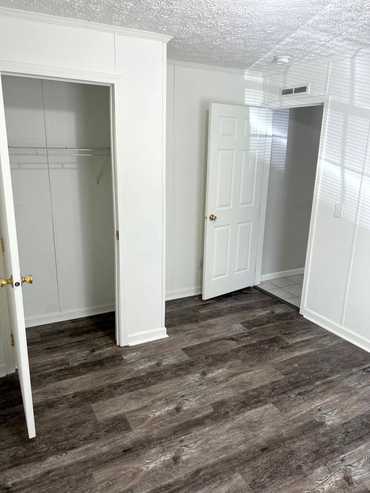 991 Rochelle Avenue Photo 11