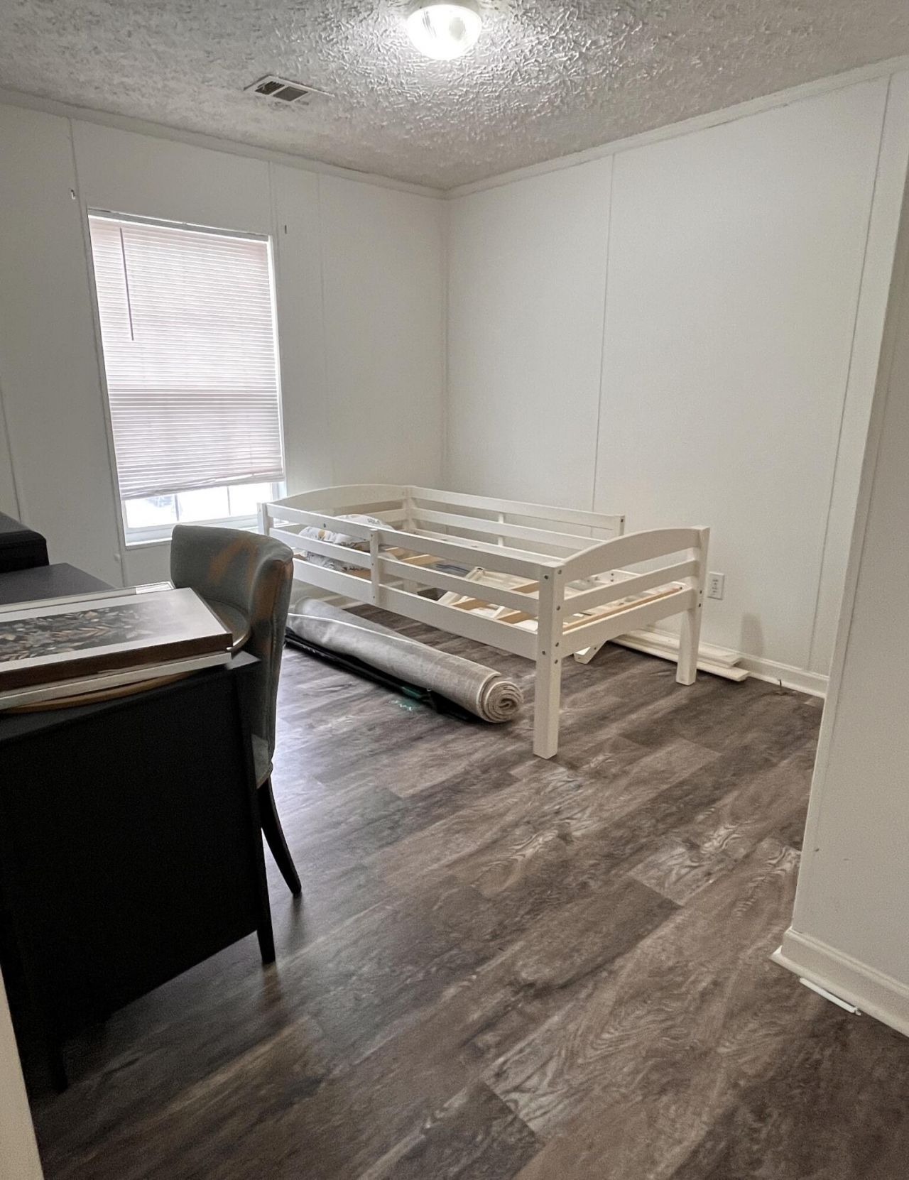 991 Rochelle Avenue Photo 9