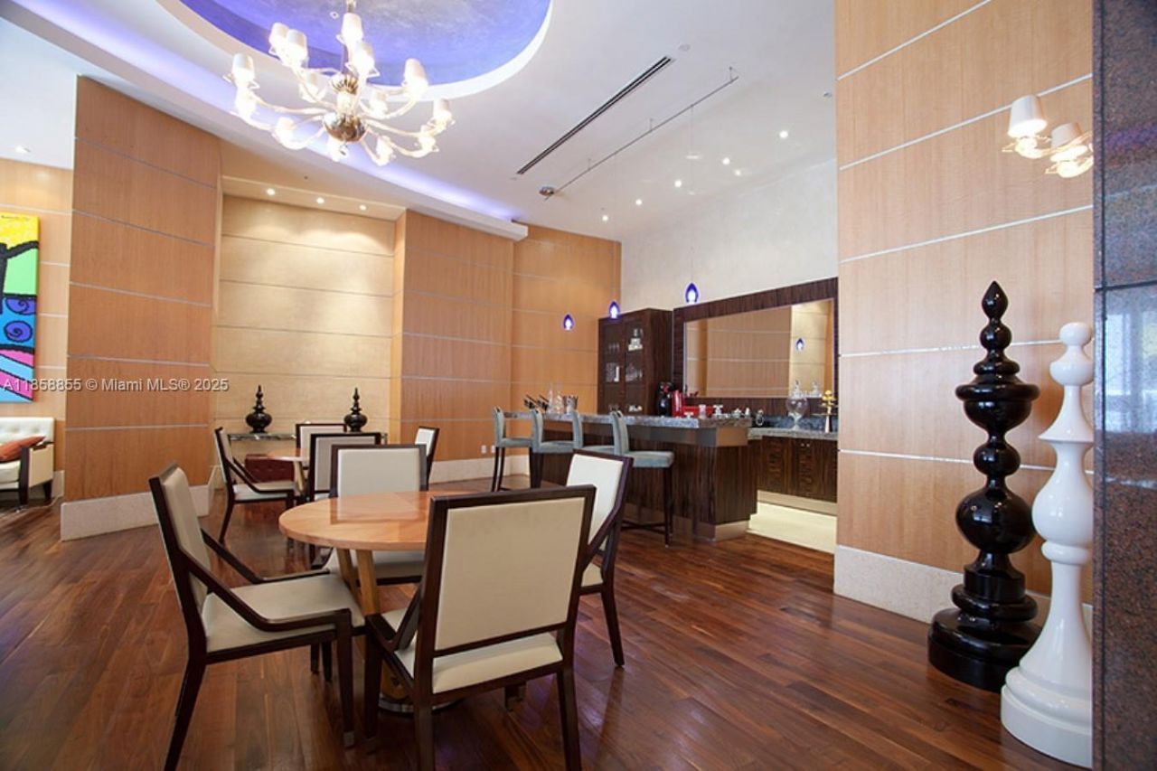 253 NE 2nd St, Unit 3302, Miami, FL 33132 Photo