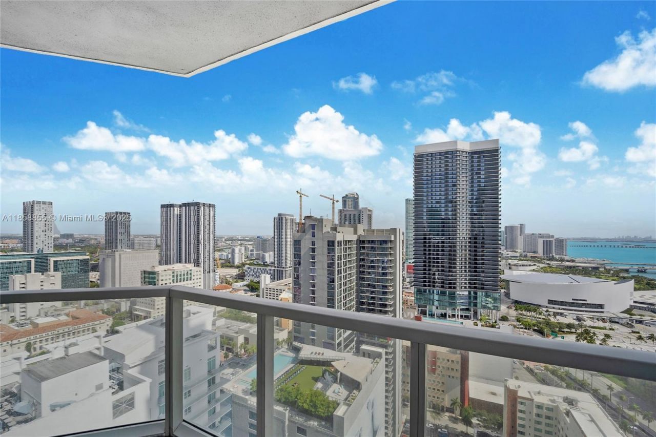 253 NE 2nd St, Unit 3302, Miami, FL 33132 Photo