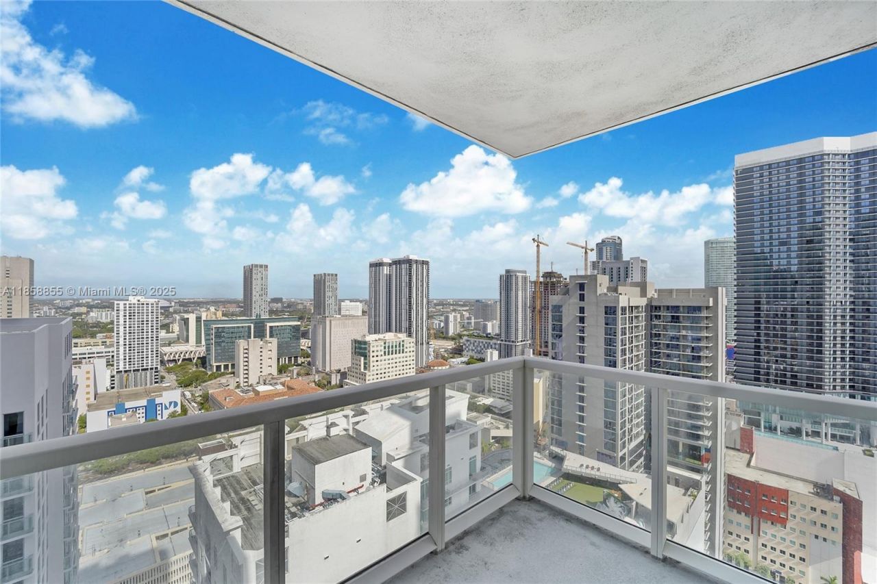253 NE 2nd St, Unit 3302, Miami, FL 33132 Photo