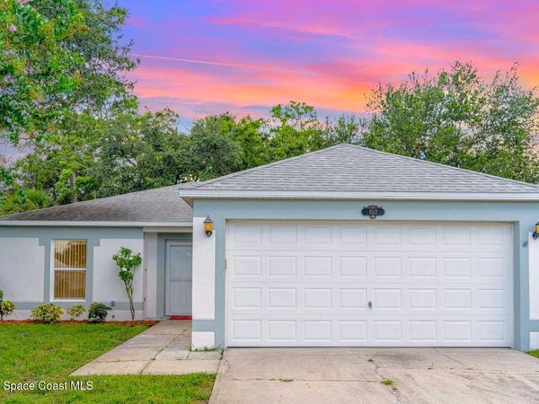 1512 Vista Lake Circle Circle, Melbourne, FL 32904