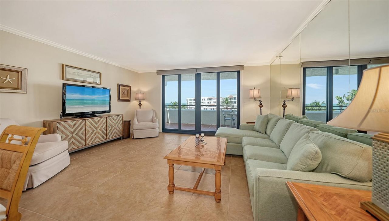 1445 Gulf Of Mexico Drive, Unit 404, Longboat Key, FL 34228 Photo
