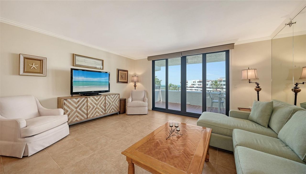 1445 Gulf Of Mexico Drive, Unit 404, Longboat Key, FL 34228 Photo