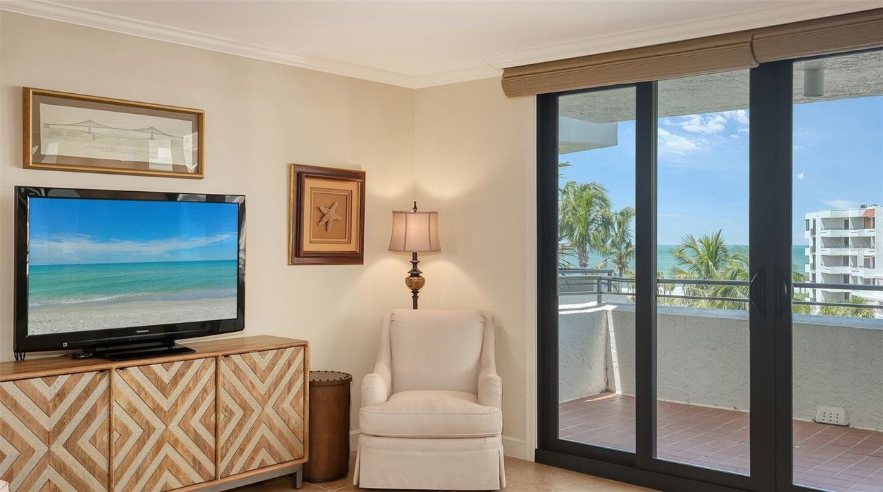 1445 Gulf Of Mexico Drive, Unit 404, Longboat Key, FL 34228 Photo