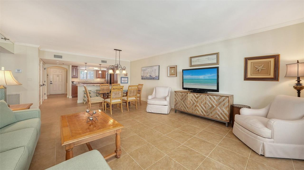 1445 Gulf Of Mexico Drive, Unit 404, Longboat Key, FL 34228 Photo