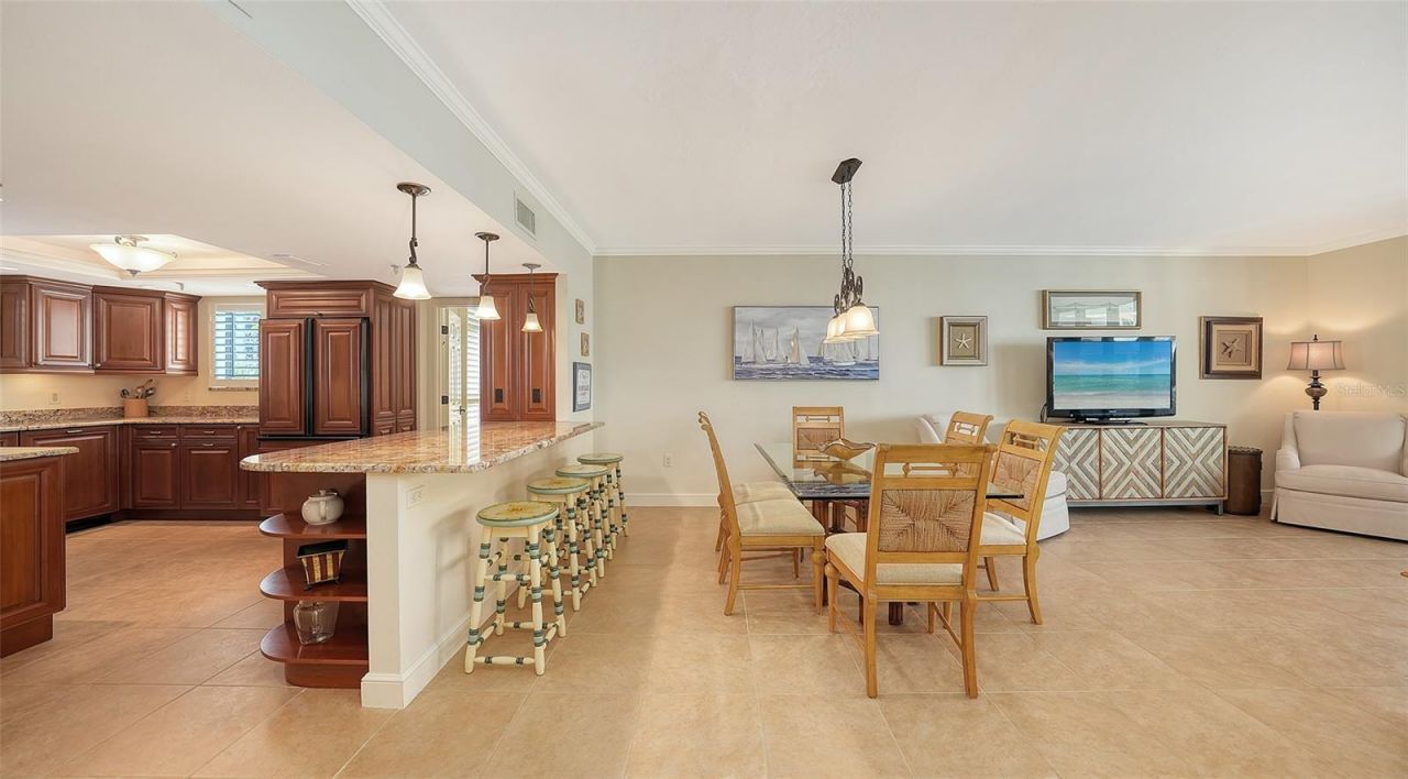 1445 Gulf Of Mexico Drive, Unit 404, Longboat Key, FL 34228 Photo