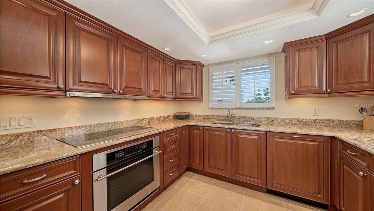 1445 Gulf Of Mexico Drive, Unit 404, Longboat Key, FL 34228 Photo