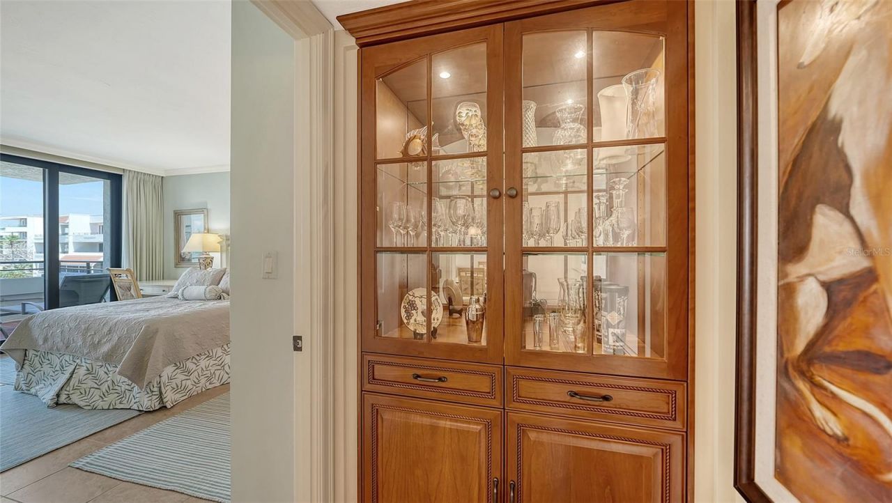 1445 Gulf Of Mexico Drive, Unit 404, Longboat Key, FL 34228 Photo