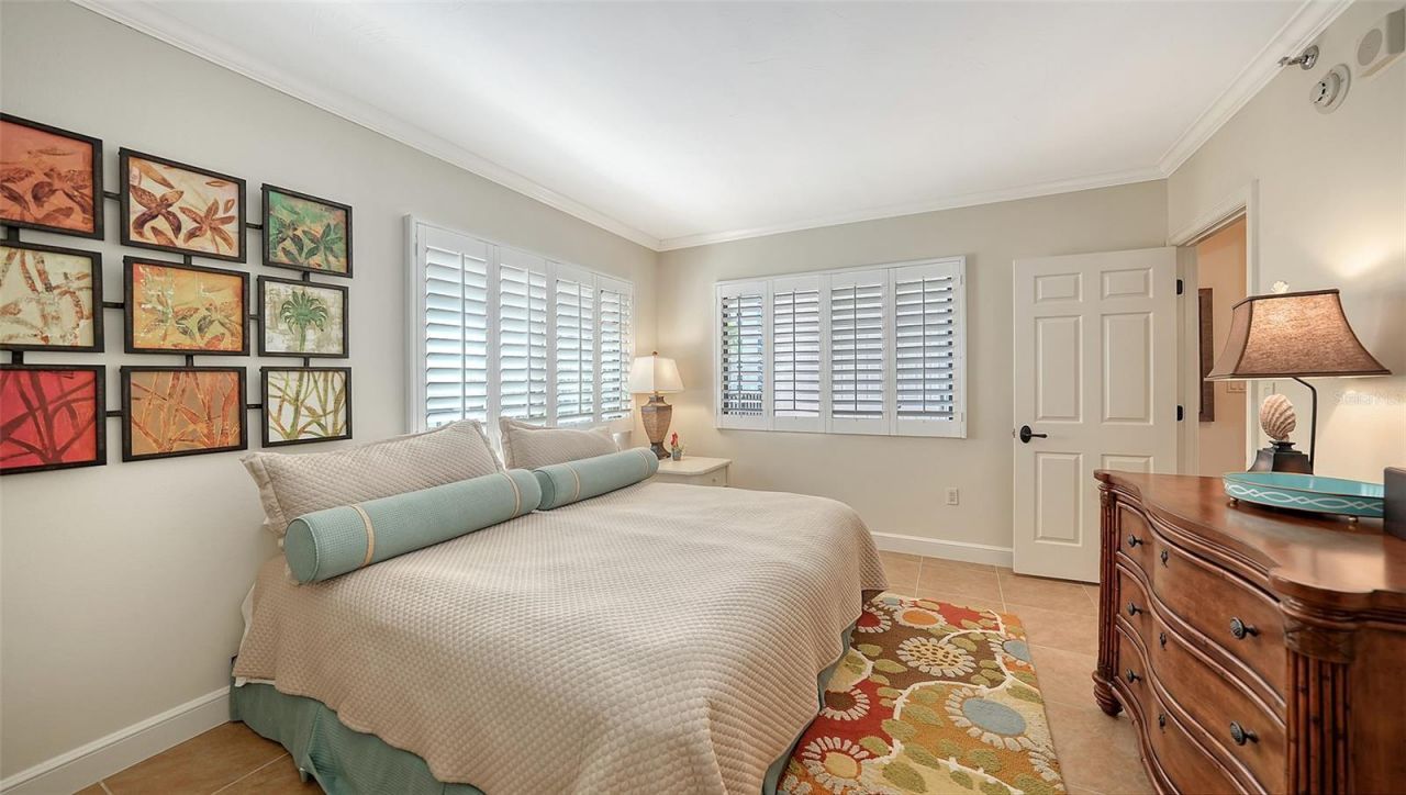 1445 Gulf Of Mexico Drive, Unit 404, Longboat Key, FL 34228 Photo