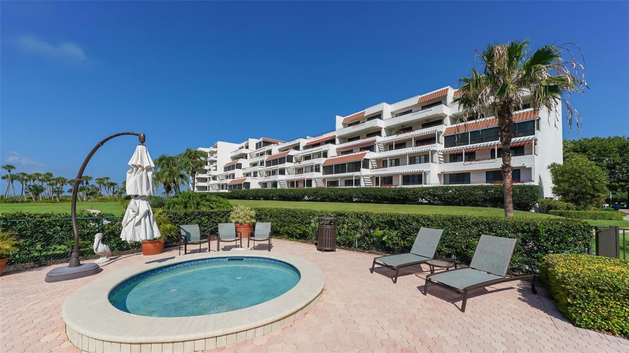 1445 Gulf Of Mexico Drive, Unit 404, Longboat Key, FL 34228 Photo